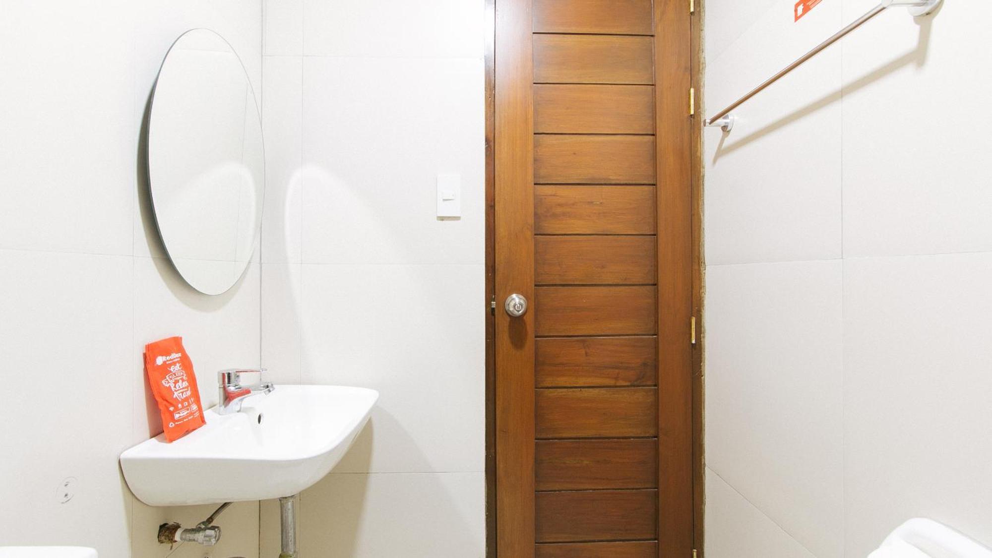 Reddoorz Near Fernwoods Garden Quezon City Dış mekan fotoğraf