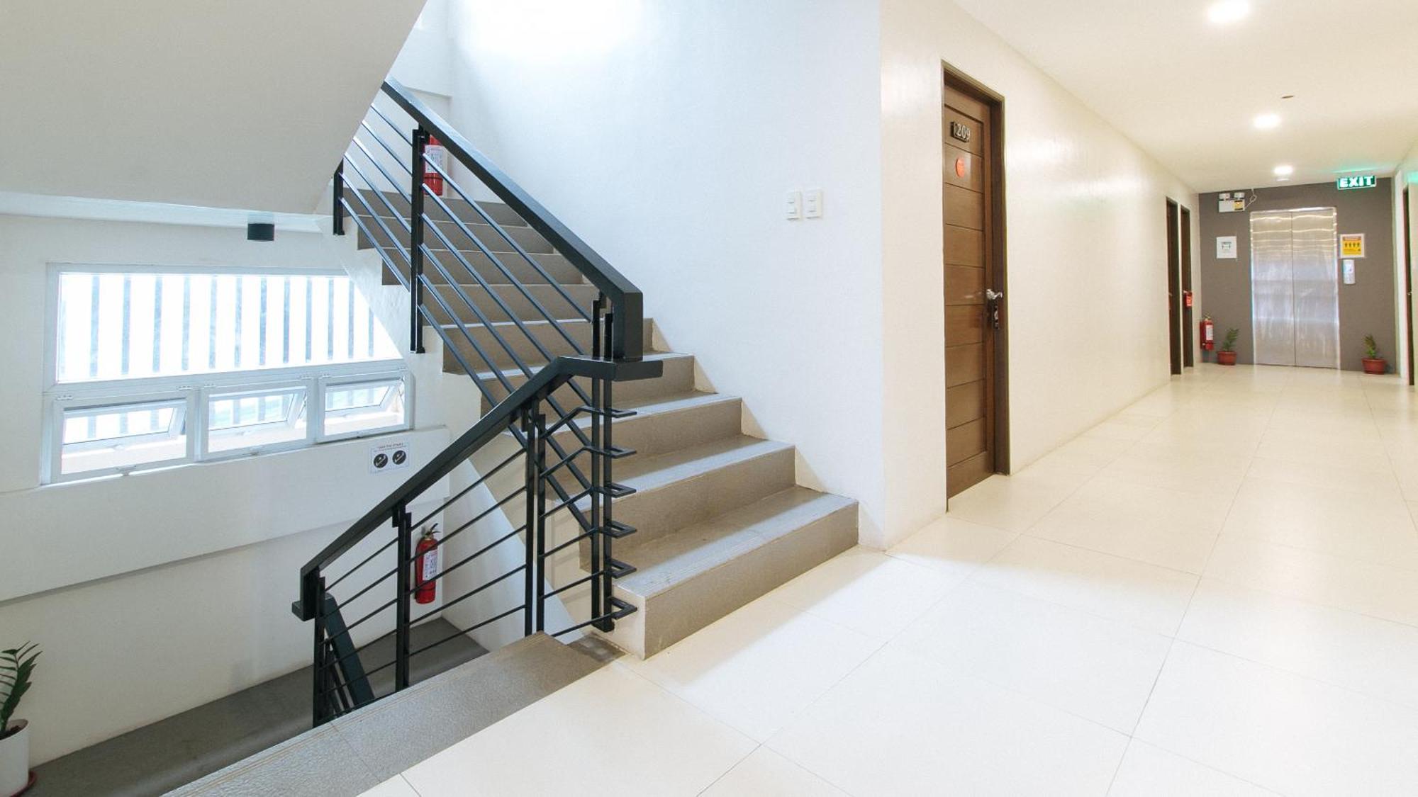 Reddoorz Near Fernwoods Garden Quezon City Dış mekan fotoğraf