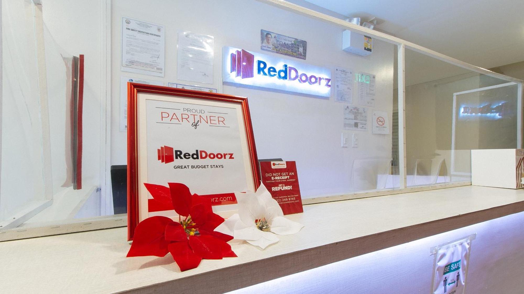 Reddoorz Near Fernwoods Garden Quezon City Dış mekan fotoğraf