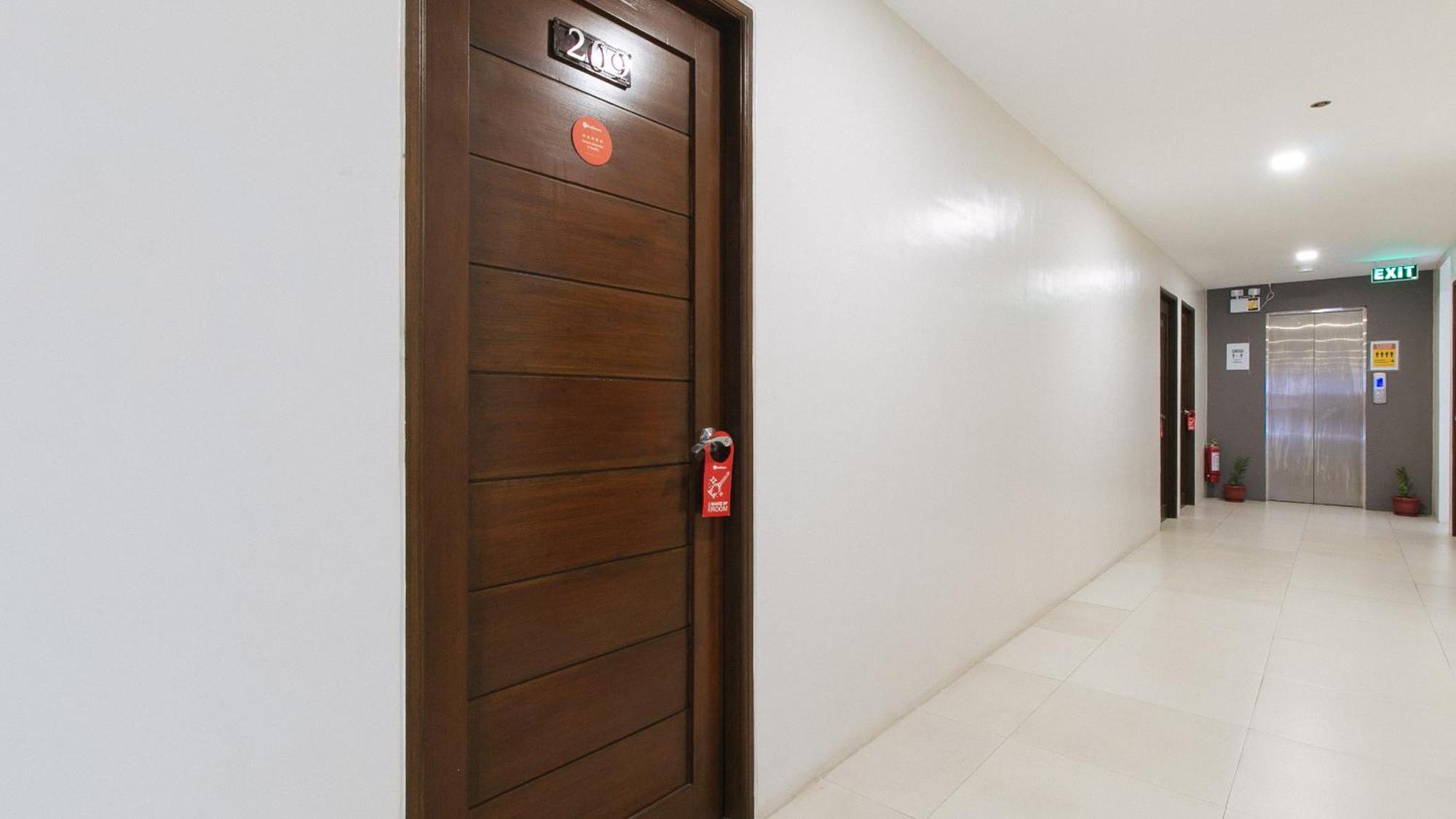 Reddoorz Near Fernwoods Garden Quezon City Dış mekan fotoğraf